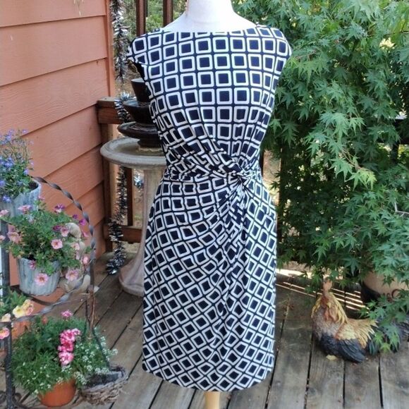 Lauren Ralph Lauren Soft Knit Dress - Picture 2 of 15